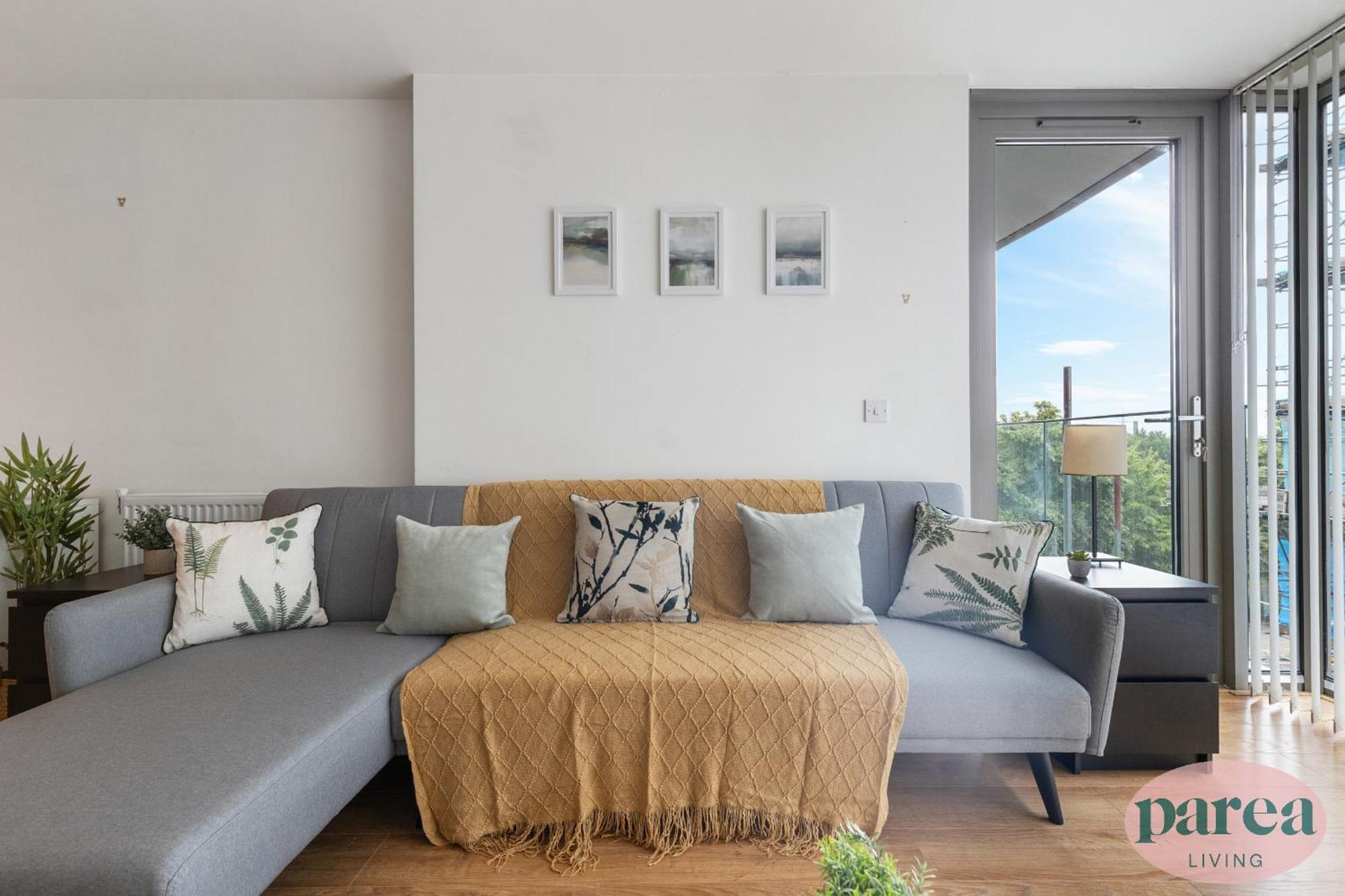 Appartement Parea Living - Colorful North With Balcony Views *