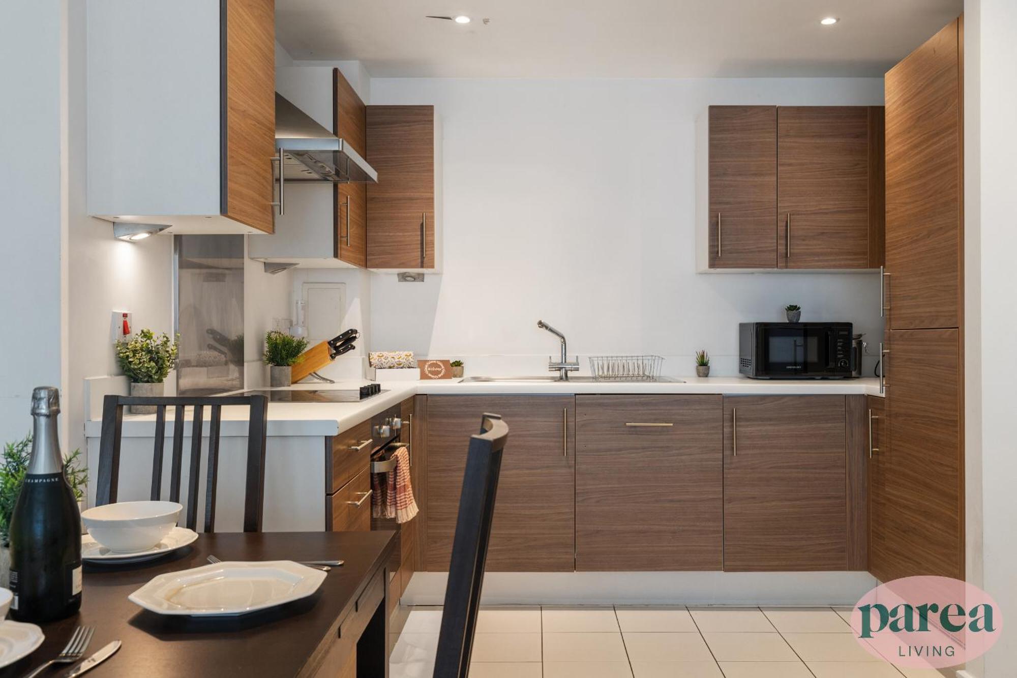 Appartement Parea Living - Colorful North With Balcony Views